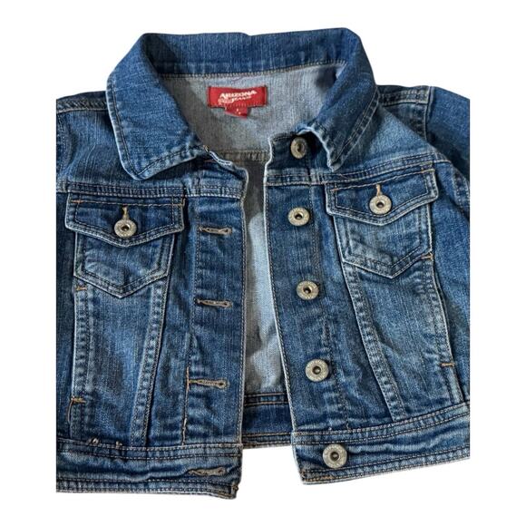 Arizona Classic Denim Jacket Girls Small 7/8 Button Up Medium Wash Timeless - Picture 4 of 8
